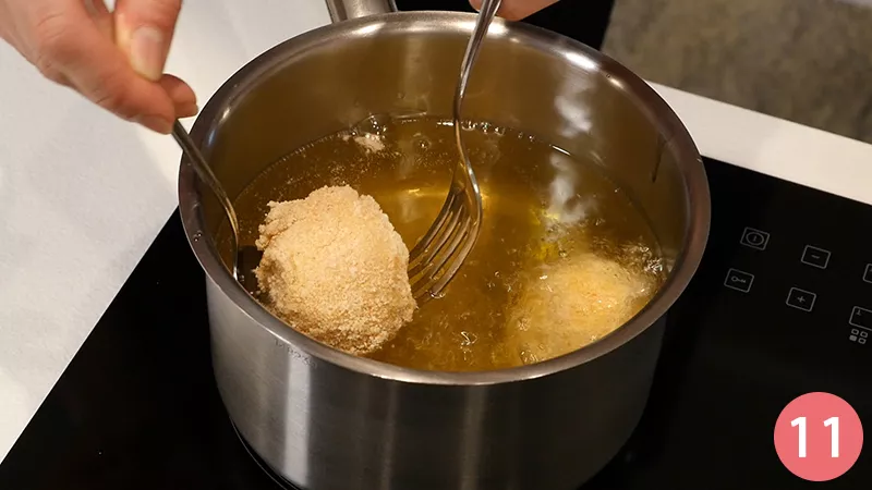 insalata-di-spinacini-con-uovo-fritto-e-salsa-tzatziki 11